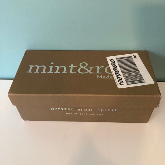 Metallic ANTHRO Sandals - Picture 9 of 9